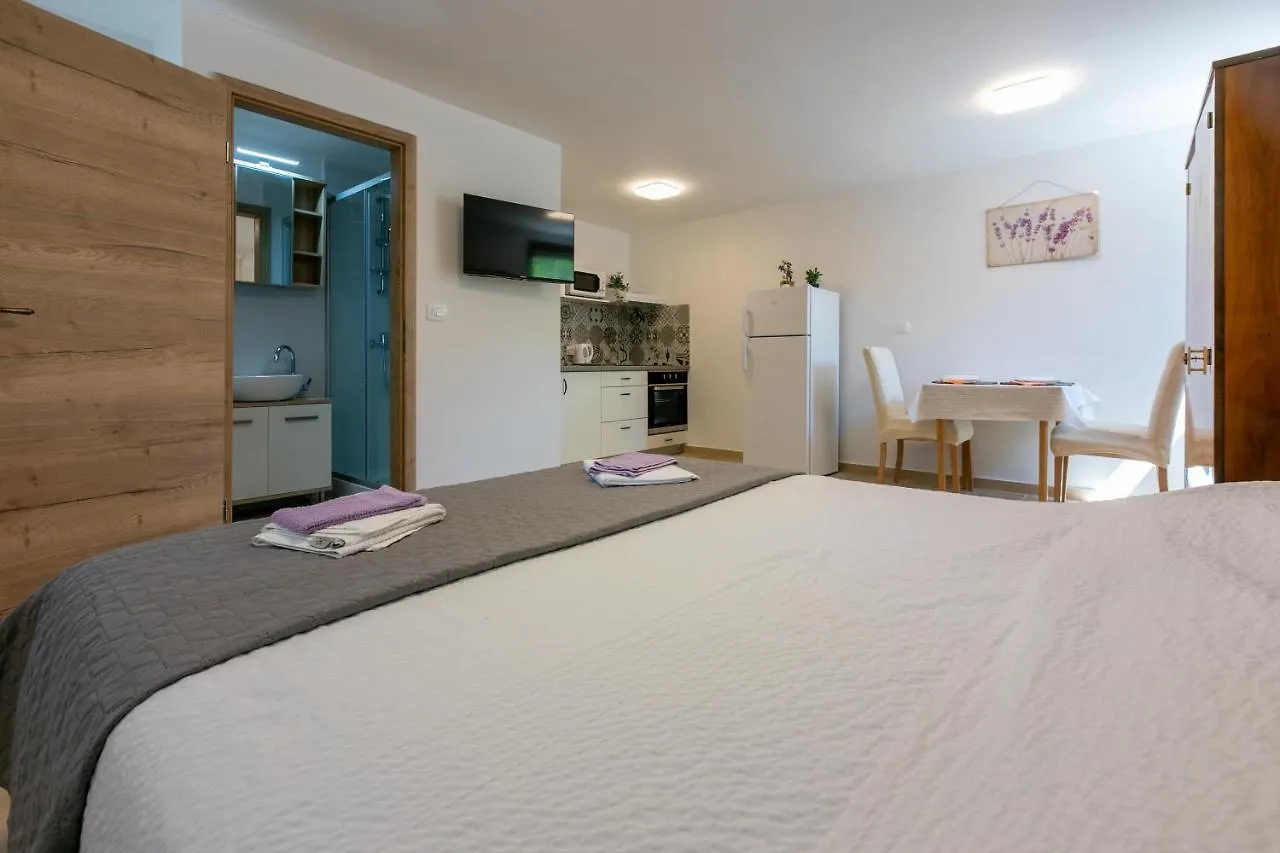 Apartments Kira Crikvenica Kroatien