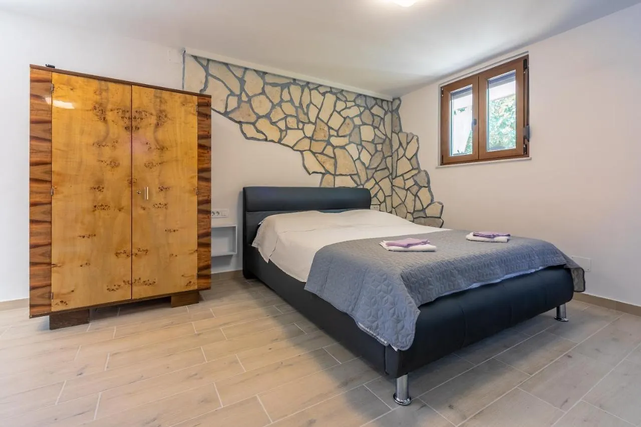 Apartments Kira Crikvenica