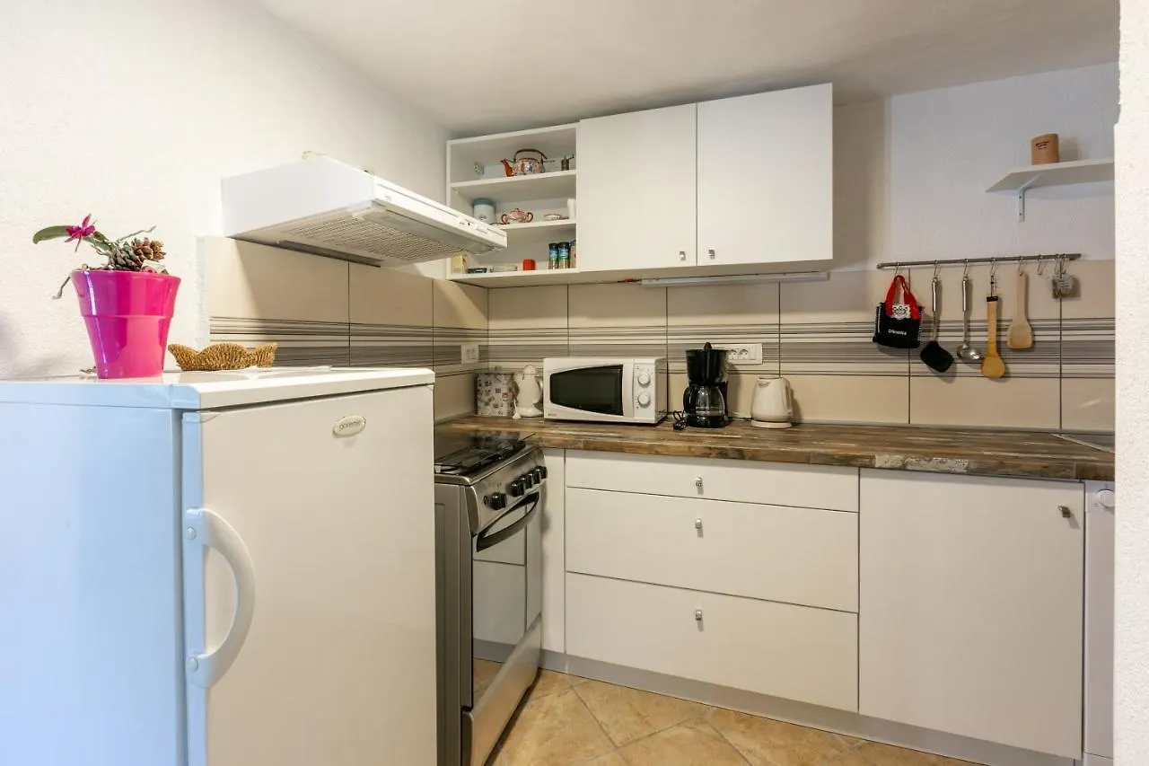 Apartments Kira Crikvenica