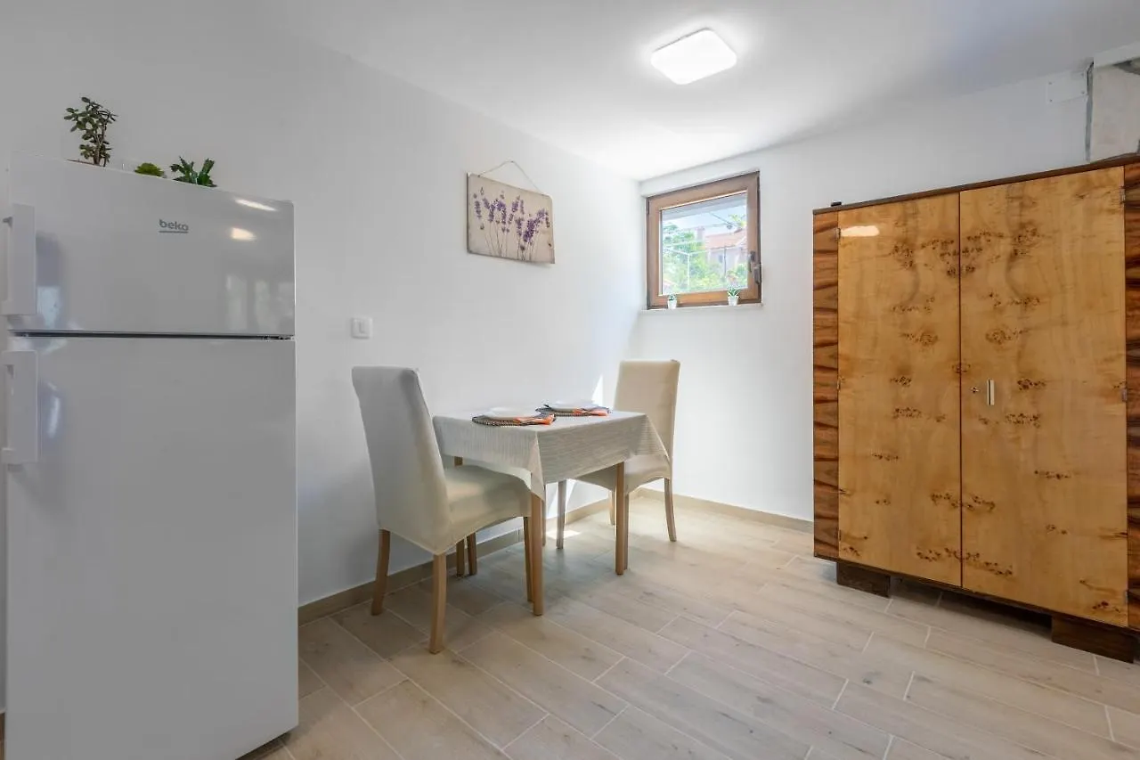 Apartments Kira Crikvenica